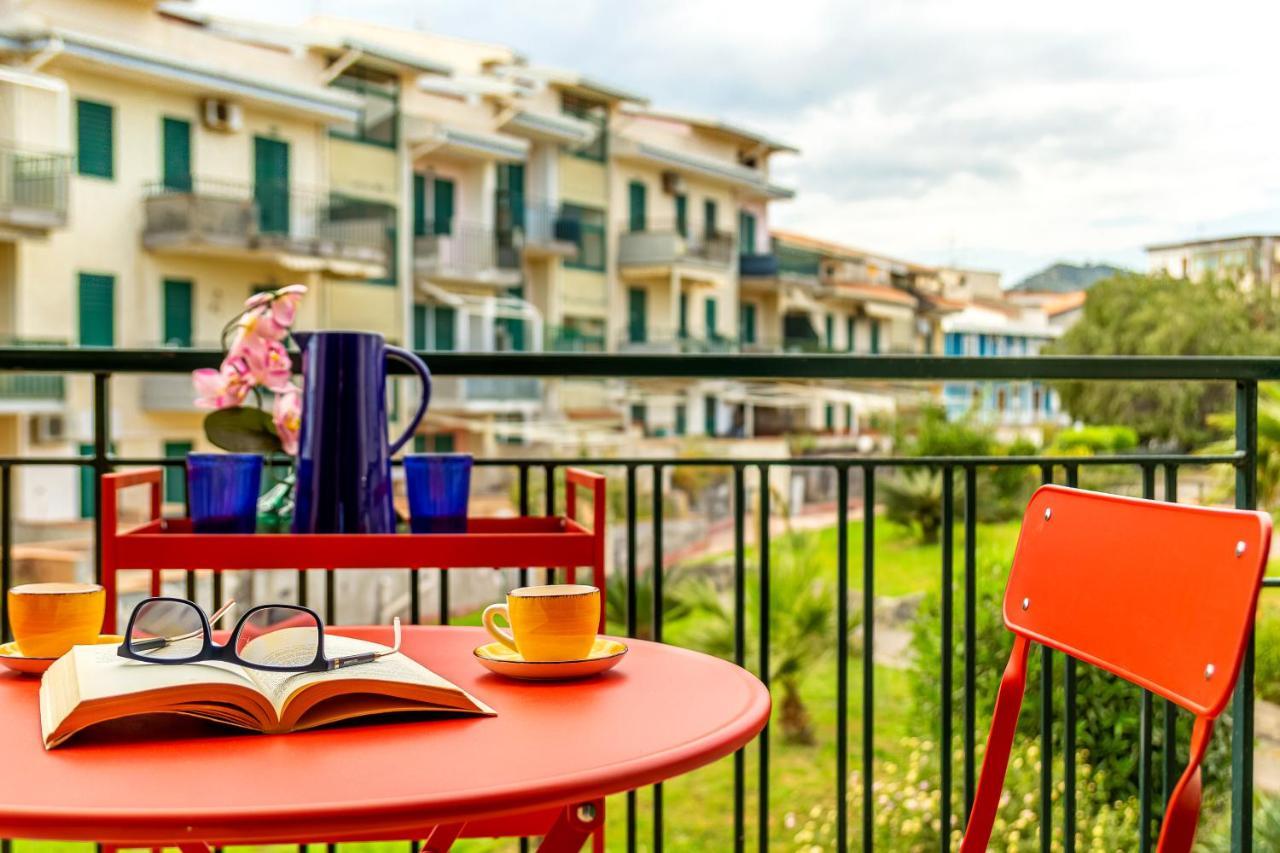 La Casa Di Stefe Lägenhet Giardini Naxos Exteriör bild